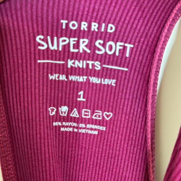 Torrid Ribbed Cutout Tank Top - Picture 2 of 4